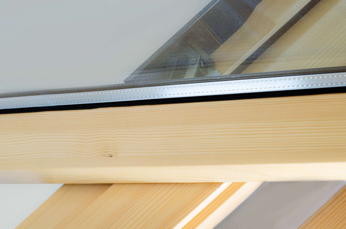 Окно мансардное FAKRO FTP-V U5 CH 06 78х118 от магазина ЛесКонПром.ру