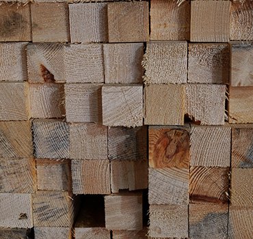 Строганный брус хвоя 40х40х2000 мм от магазина ЛесКонПром.ру