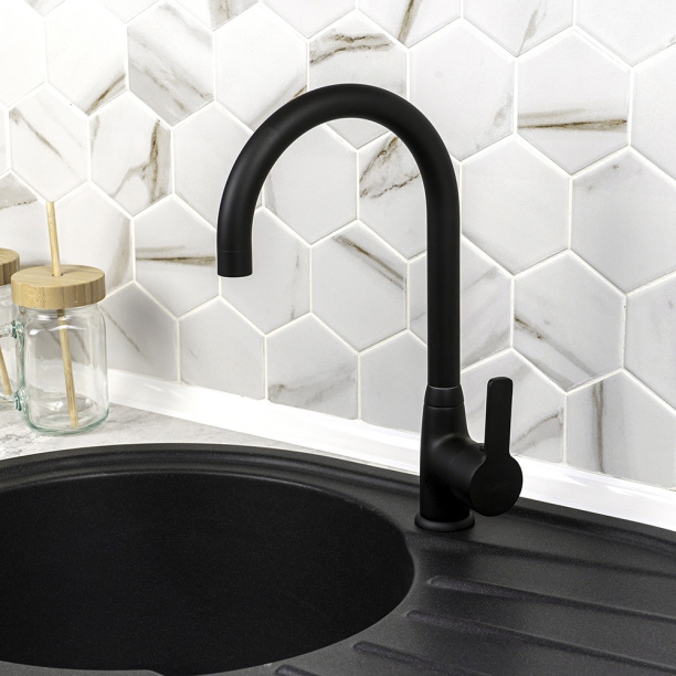 Смеситель для кухни FLUMEN Sena черный от магазина ЛесКонПром.ру