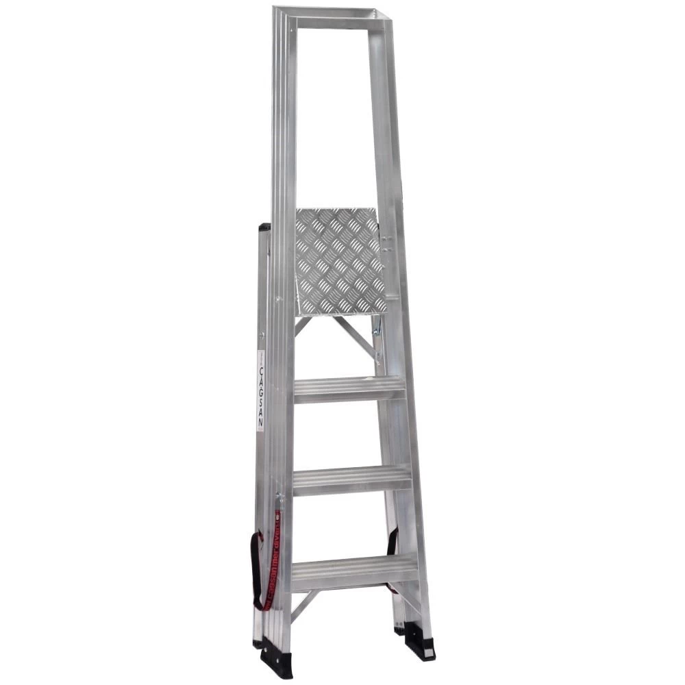 Стремянка профессиональная алюминиевая Cagsan Alesta 4 ступени (арт. REG3) от магазина ЛесКонПром.ру