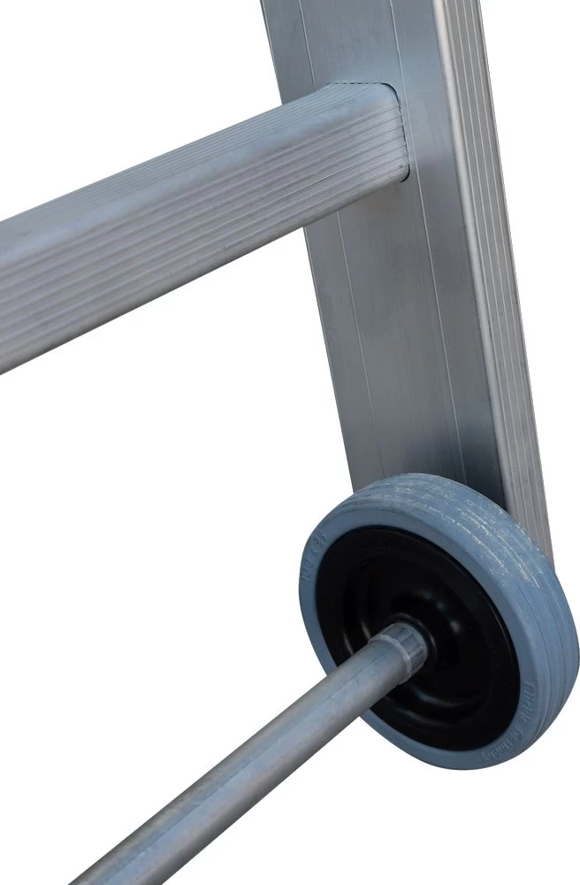 Лестница алюминиевая трехсекционная индустриальнаяНовая Высота 3x15 арт. 5230315 от магазина ЛесКонПром.ру