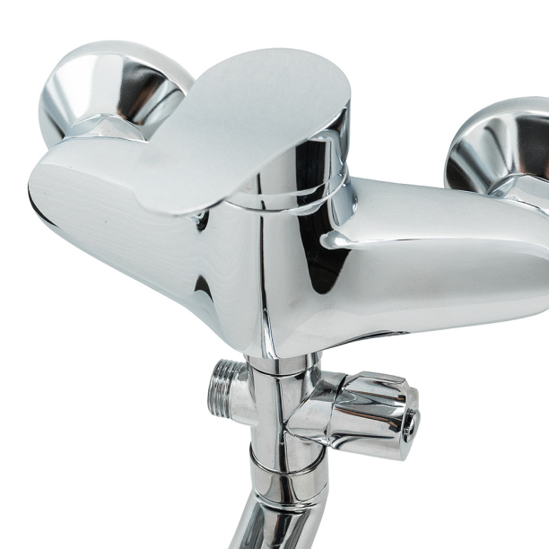 Смеситель для ванны Esparo SW80077000 с длинным изливом от магазина ЛесКонПром.ру