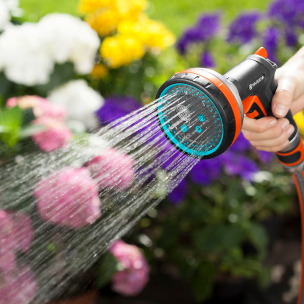 Пистолет для полива многофункциональный Premium Gardena от магазина ЛесКонПром.ру