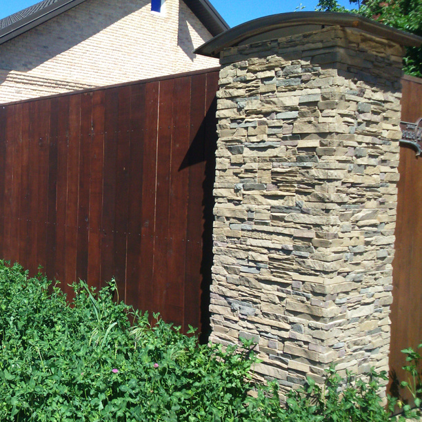 Фасадная плитка Эльбрус 80 бежевый упаковка 0,48 м2 от магазина ЛесКонПром.ру