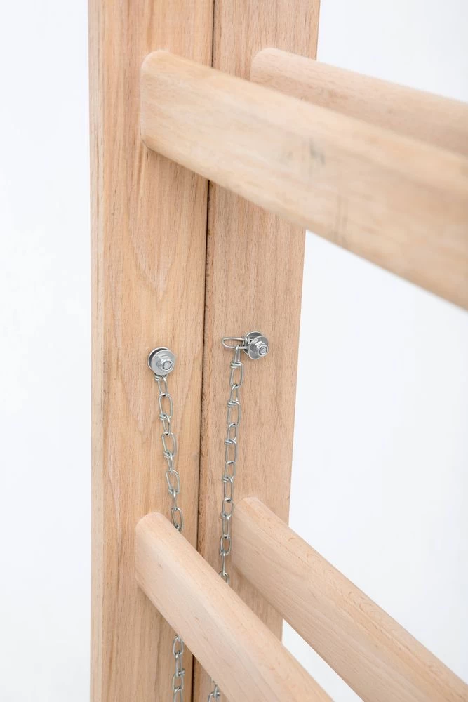 Стремянка двухсторонняя деревянная с перекладинами Hoz-Block Маляр 2х4 ступени (арт. СДДМ-4) от магазина ЛесКонПром.ру