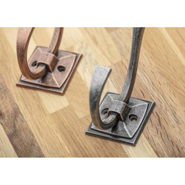 Крючок мебельный GT MADRYT медь античная от магазина ЛесКонПром.ру