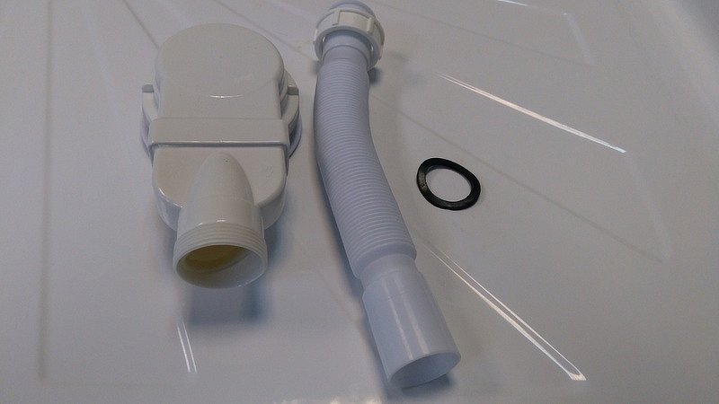 Сифон для душевого поддона Cerutti SPA 6055 Серый от магазина ЛесКонПром.ру